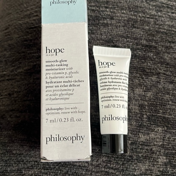 PHILOSOPHY smooth glow multi tasking moisturizer - Picture 1 of 1